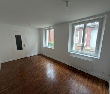 STUDIO RENOVÉ AU COEUR DU CENTRE VILLE - Photo 1