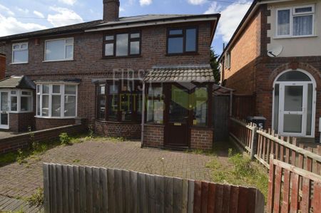 3 bedroom semi-detached house to rent - Photo 4
