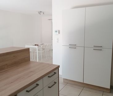 Location Maison 4 pièces 89m² CHAZAY D AZERGUES 69380 - Photo 4