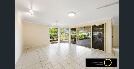 Endless room for the family to enjoy! Plus you will be only a 12 min drive from the Sand on Bribie Island. - Photo 3