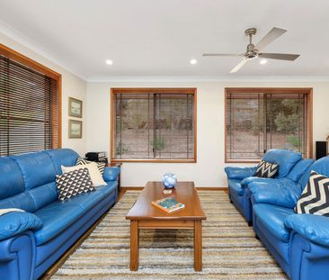 A Coastal Family Retreat & In the Heart of Terrigal - Photo 2
