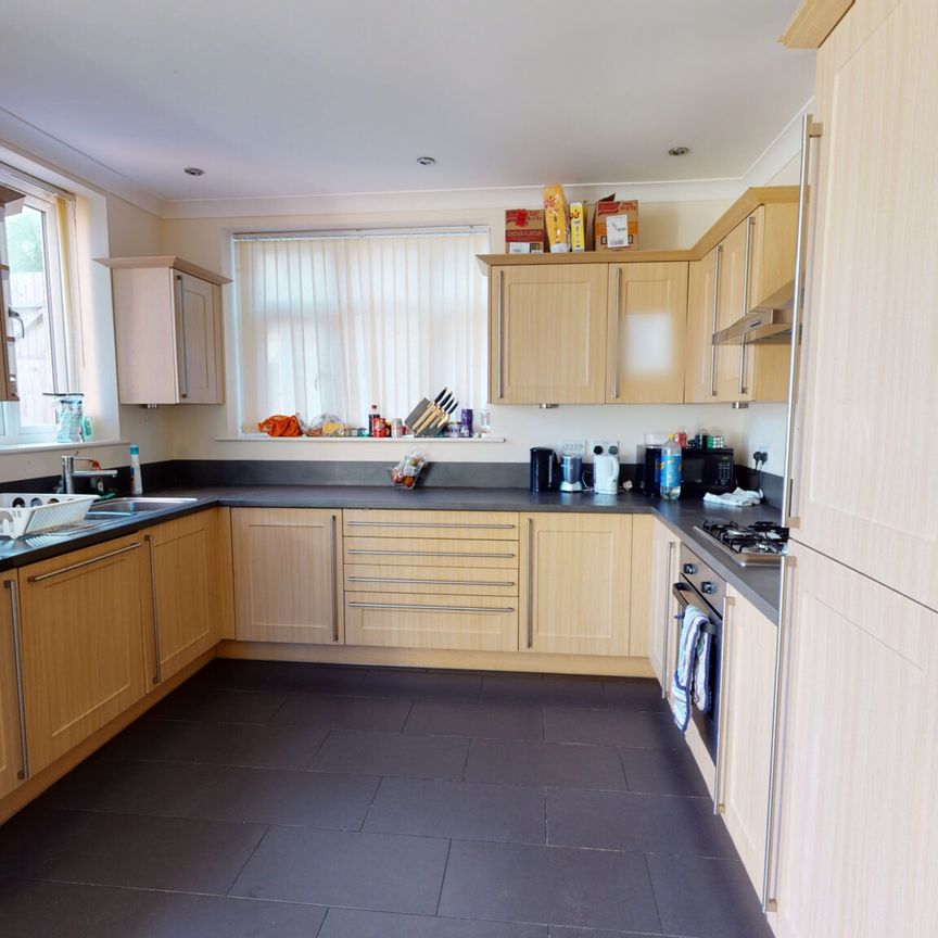 34 Lodge Hill Road Selly Oak - Photo 1