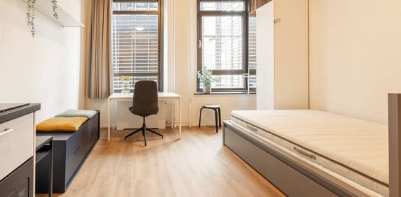 Studio Medium - Photo 2