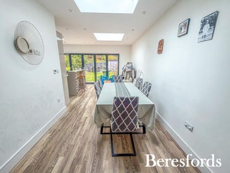 3 bedroom bungalow to rent - Photo 3