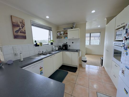 4 Bedrooms on Chapel Road - Photo 1