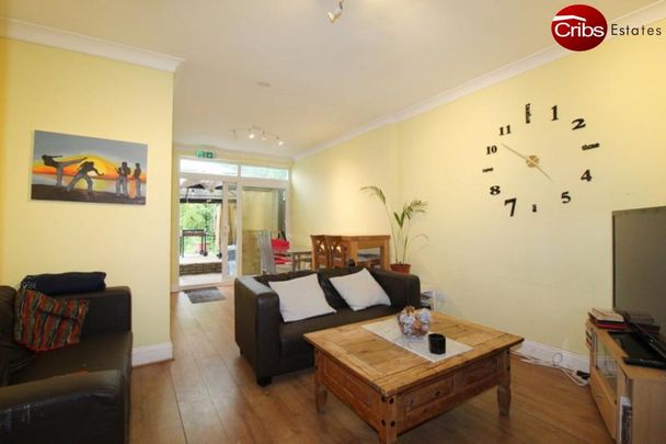 7 bedroom house share to rent - Photo 1