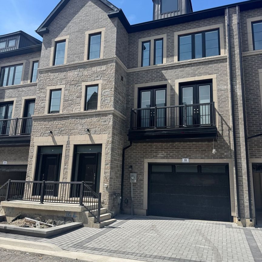 For Lease - 260 Eagle Street Unit# 12, Newmarket, Ontario - Photo 1