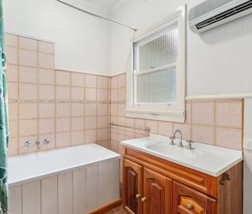 57 Curtain Road, Hurstbridge - Photo 6