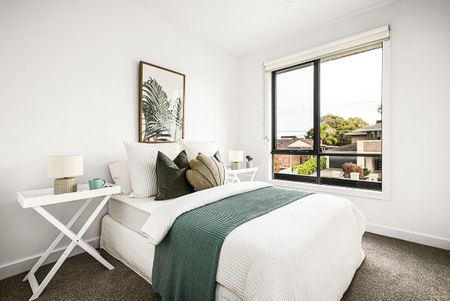 2 Ayton Street, Ivanhoe - Photo 2