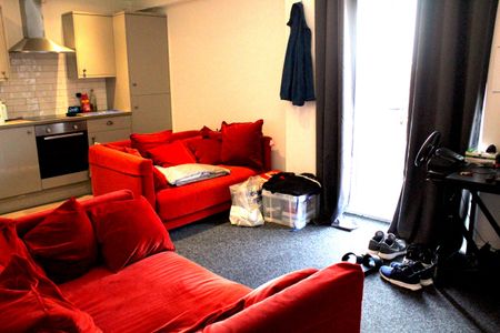 Flat 9 – The Old Bank – 1 Bed - Photo 3