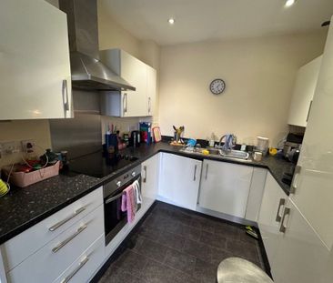 1 Bedroom Flat / Apartment - Archers Road, Southampton - Photo 5