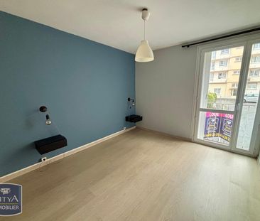 Location Appartement 3 pièces 74m² CHATEAUROUX 36000 - Photo 4