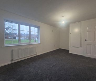 2 bedroom semi-detached house to rent - Photo 4