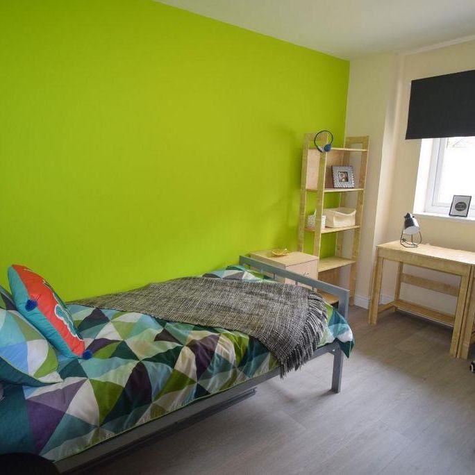 1 bedroom in a house share to rent - Photo 1