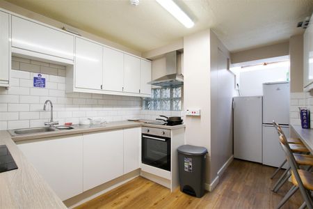 Room 6, East Road, Cambridge - Photo 3