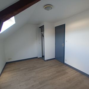 Location Appartement 2 pièces 44m² LA GUERCHE DE BRETAGNE 35130 - Photo 3