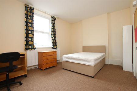 7 bedroom house to rent - Photo 2