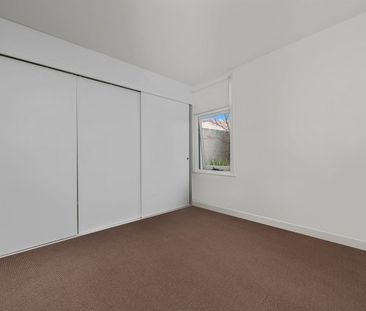 Great Space in a Great Location - Photo 4