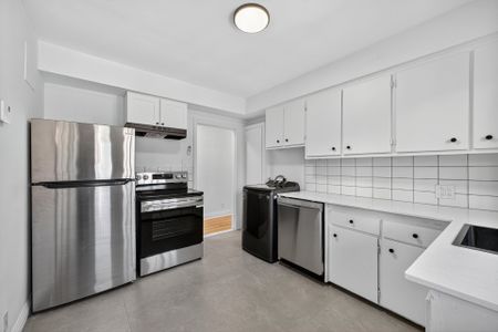 1561 Boul. Desmarchais, #6 - Photo 2