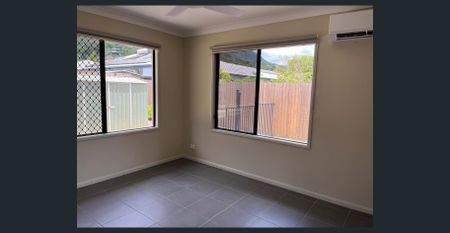 Family home with pool & mountain-view lifestyle - Photo 5