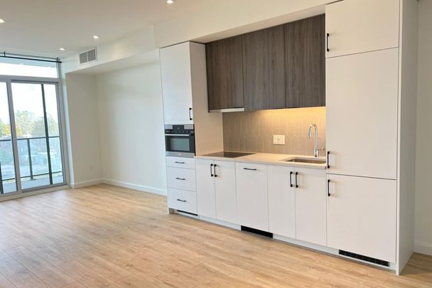 For Lease - 403 741 King Street, Kitchener, Ontario - Photo 1