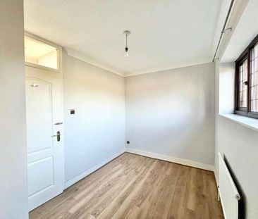 Britannia Road, Brentwood, CM14 - Photo 4