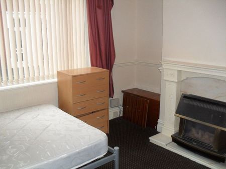 Ladysmith Road, PRESTON PR2 2JB - Photo 2