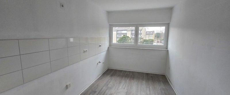 Nachmieter ab 01.12 gesucht: Modernisiertes Wohnhaus, tolle 3-Zimmer-Wohnung in Wersten - Photo 1
