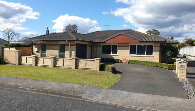 All on Argyle! - Photo 1