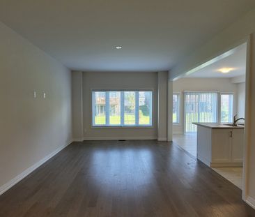 For Lease - 65 Federica Crescent, Wasaga Beach, Ontario - Photo 4