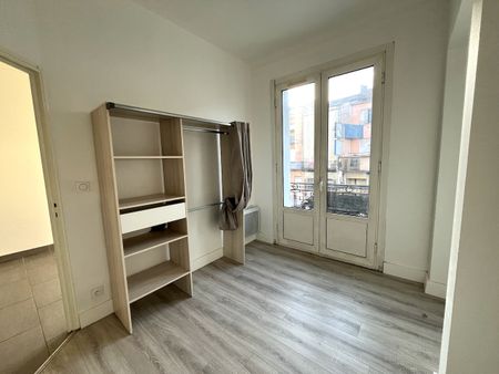 Location Appartement 2 pièces 31m² - Photo 3