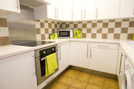 10 Lake Street, NG7 4BT, NOTTINGHAM - Photo 2