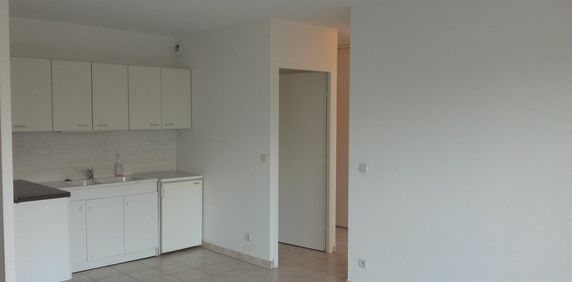 Appartement À Louer 2 Pièces , 47 M² - Photo 2