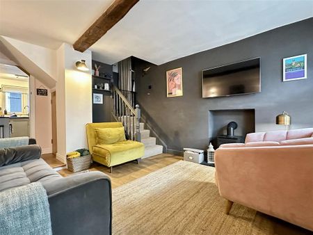 2 bedroom cottage to rent - Photo 2