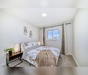 Fully Furnished 4 Bed 3 Bathroom Detached House Calgary - 1 MONTH FREE - Photo 3
