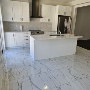 For Lease - 12 Deer Ridge Crescent, Whitby, Ontario - Photo 2