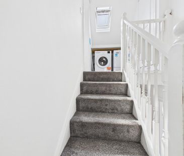 4 bedroom apartment to rent - Photo 2