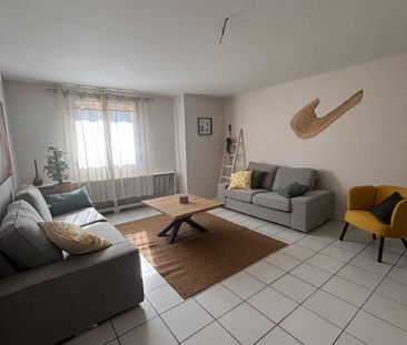 Maison 4 pièces de standing meublé - GIVRY - Photo 2