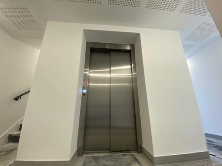 Broadway, Peterboough - Photo 5