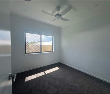 14 Cicely Circuit, Greenbank - Photo 2