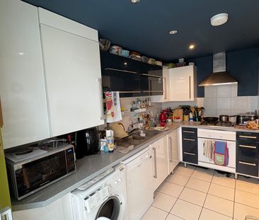 Room in a Shared House, New England St, BN1 - Photo 5