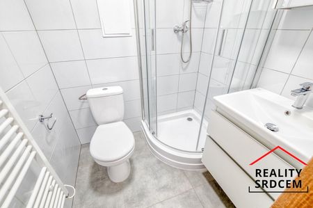 Pronájem bytu 1+1 28 m² - Фото 4