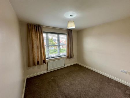 4 bedroom terraced house to rent - Photo 5