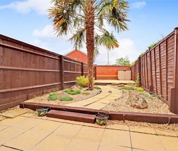A 2 Bedroom House - Mid Terrace in Up Hatherley GL51 3FA - Photo 5