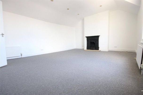 3 bedroom apartment to rent - Photo 1