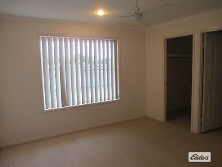 43 Earl St Vincent Circuit - Photo 3