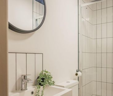 1 bedroom house of multiple occupation to rent - Photo 6