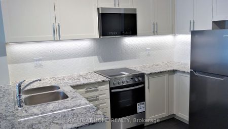 For Lease - 14 Marquette Avenue Unit# 5, Toronto, Ontario - Photo 5