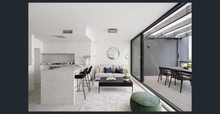 Inner-City Sub-Penthouse with Sweeping District Views - Photo 2