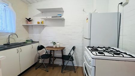 Bondi Junction - Photo 4